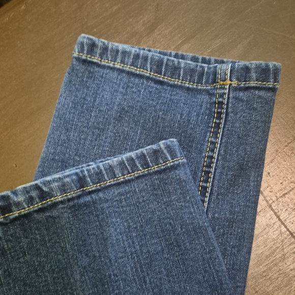 SoHo Med Wash Denim Jeans Curvy Creator Skinny.Double Button Zip .(#1647) - Picture 9 of 16